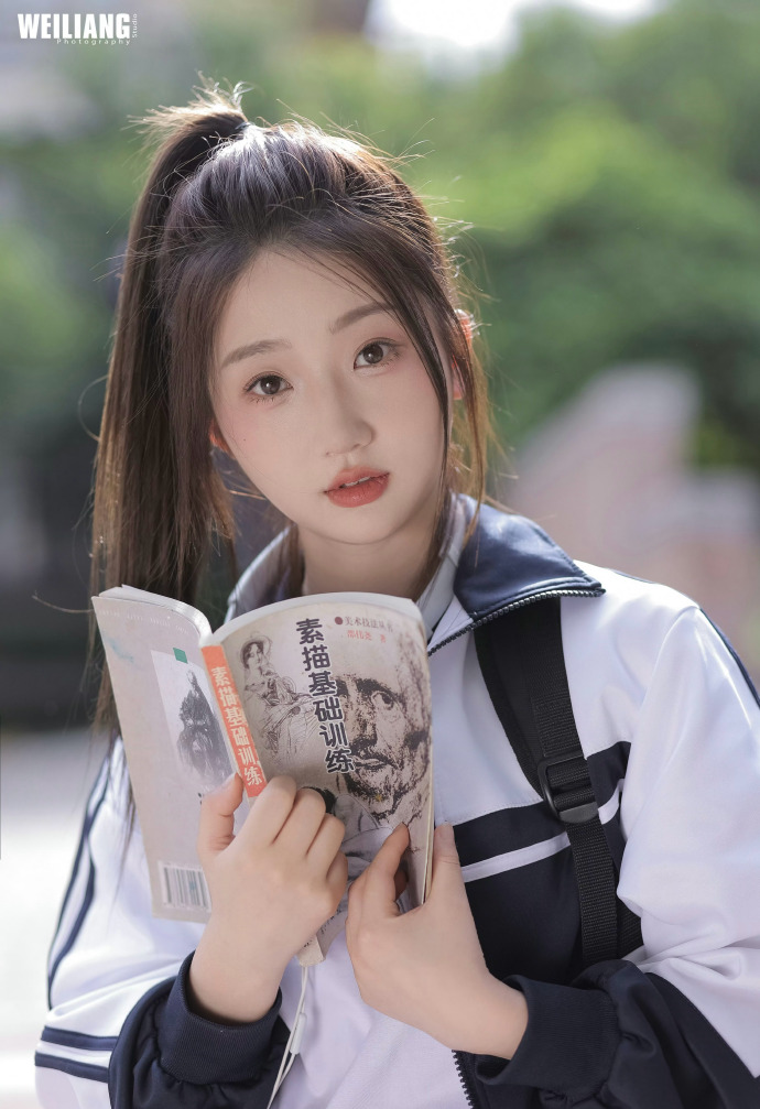 黄果视频热门影视精选画面
